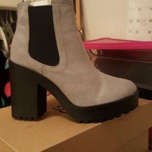 Gray bootie shoes says 38 EUR /US 7